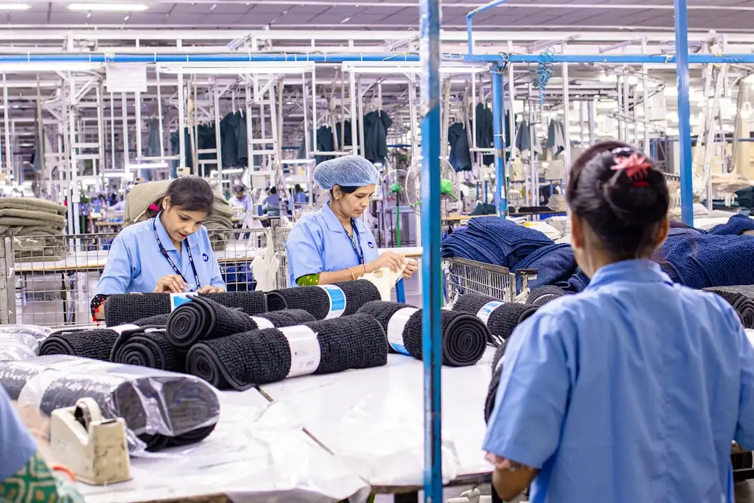 竞品对标报告撰写指南：从行业数据到市场进入策略的完整路径