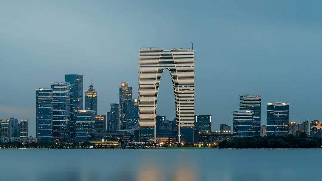 2025年无锡企业商业模式画布报告服务应用趋势观察正文配图 1